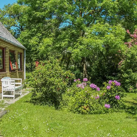 Stunning In With Kitchen *