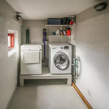 Stunning In With Kitchen