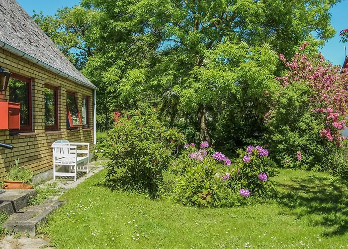 Stunning In With Kitchen *